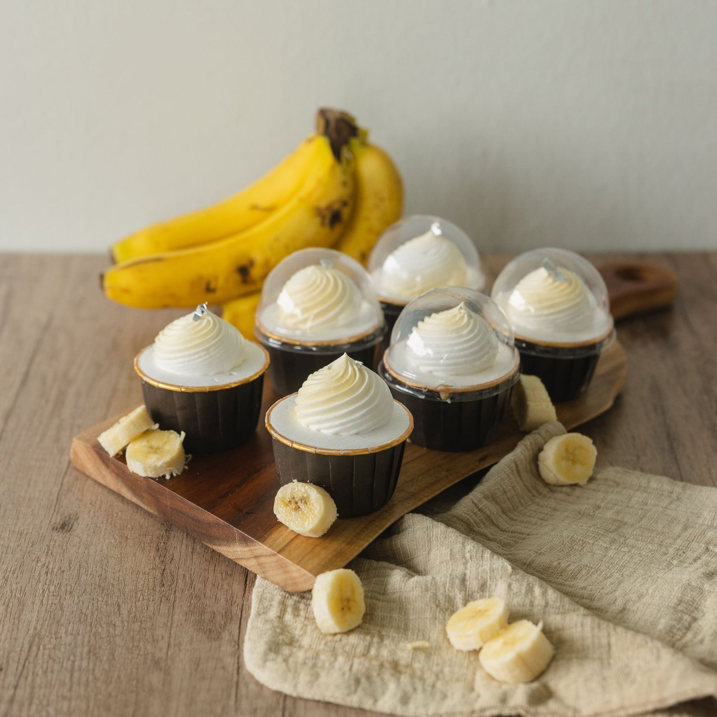 Banana Vanilla Cupcake